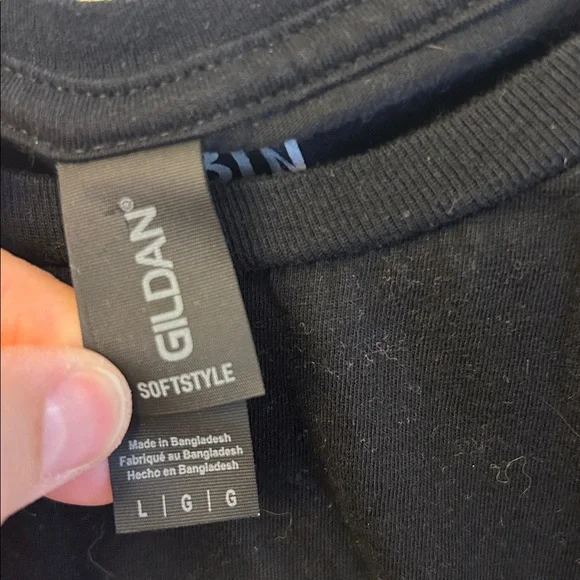 Hazbin Hotel T-shirt Black Large - Picture 3 of 4